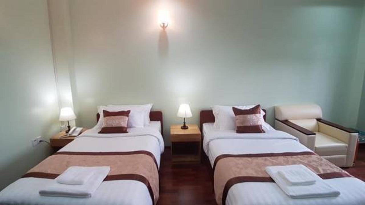 Landmark Hotel Yangon Exterior photo