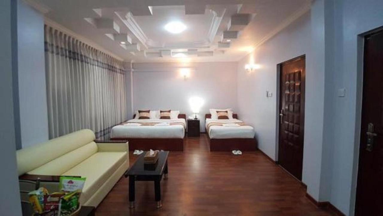 Landmark Hotel Yangon Exterior photo